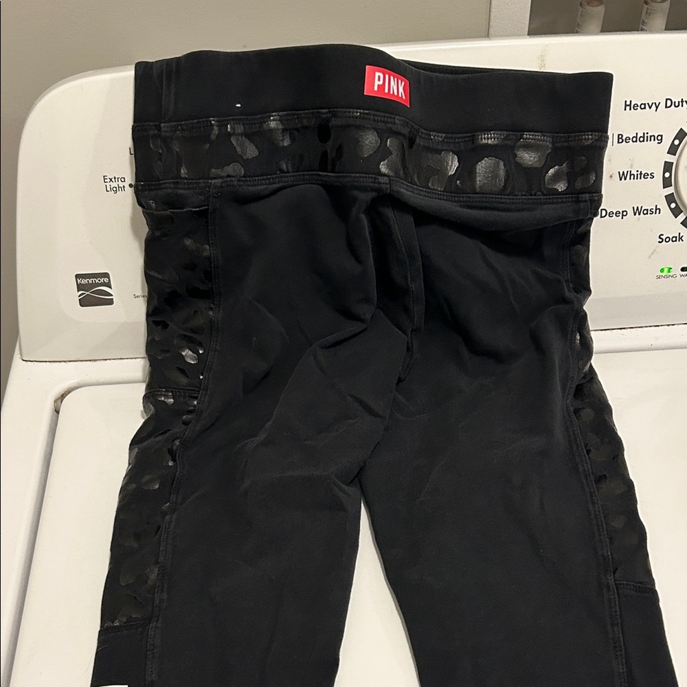 PINK Victoria's Secret Black Yoga Leggings